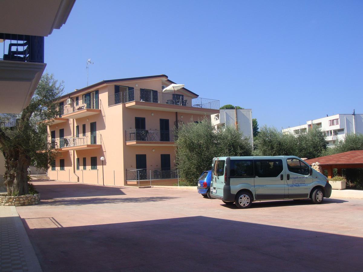 Residence La Cappella Del Convento Rodi Garganico Bagian luar foto